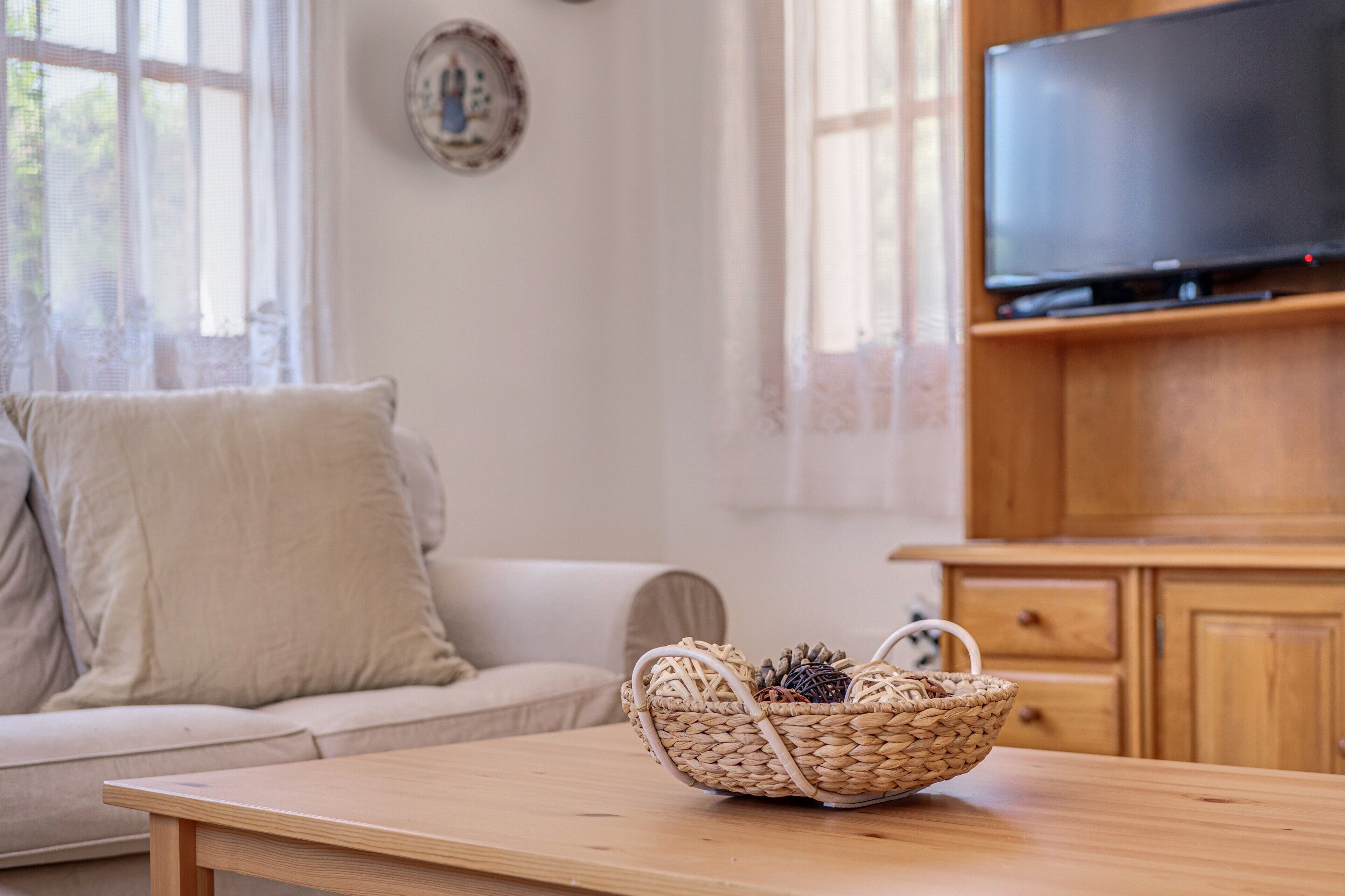 Télévision, cheminée