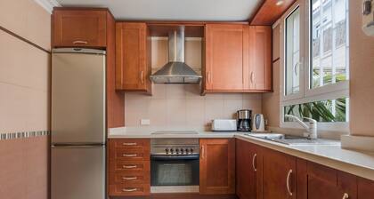 Luminous and spacious house with terrace. Wifi available.