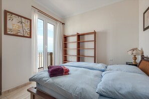 3 camere, ferro/asse da stiro, Wi-Fi gratuito, lenzuola