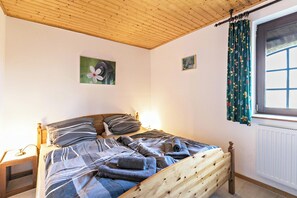 2 bedrooms, iron/ironing board, free WiFi, bed sheets - Comfortable Apartment “Deichgraf 1” close to the Sea with Wi-Fi (Friedrichskoog)