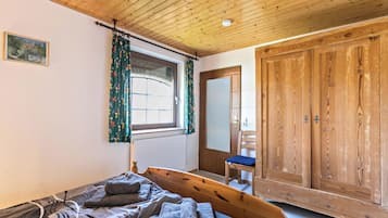 2 chambres, fer et planche Ă  repasser, Wi-Fi gratuit, draps fournis