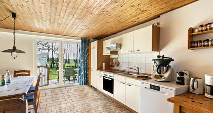 Comfortable Apartment “Deichgraf 1” close to the Sea with Wi-Fi