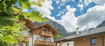 Holiday Apartment "Roderer" with Mountain View, Wi-Fi, Balconies & Terrace