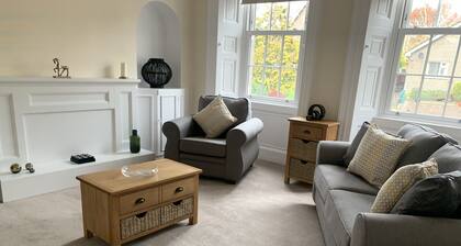 Cosy Apartment 1 - Lanark Town Centre