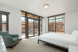 2 chambres, fer et planche à repasser, accès Internet, draps fournis