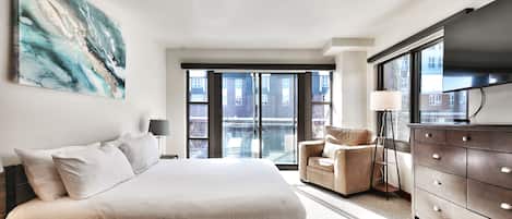 2 bedrooms, iron/ironing board, Internet, bed sheets