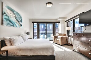 2 bedrooms, iron/ironing board, Internet, bed sheets