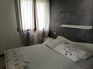 2 bedrooms