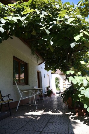 Apartment ( APART HAUS FLORIAN Terrassenappartem) | Balcony