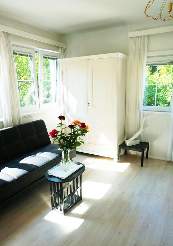 Maison (Ferienhaus BLACK & WHITE) | Salle de séjour