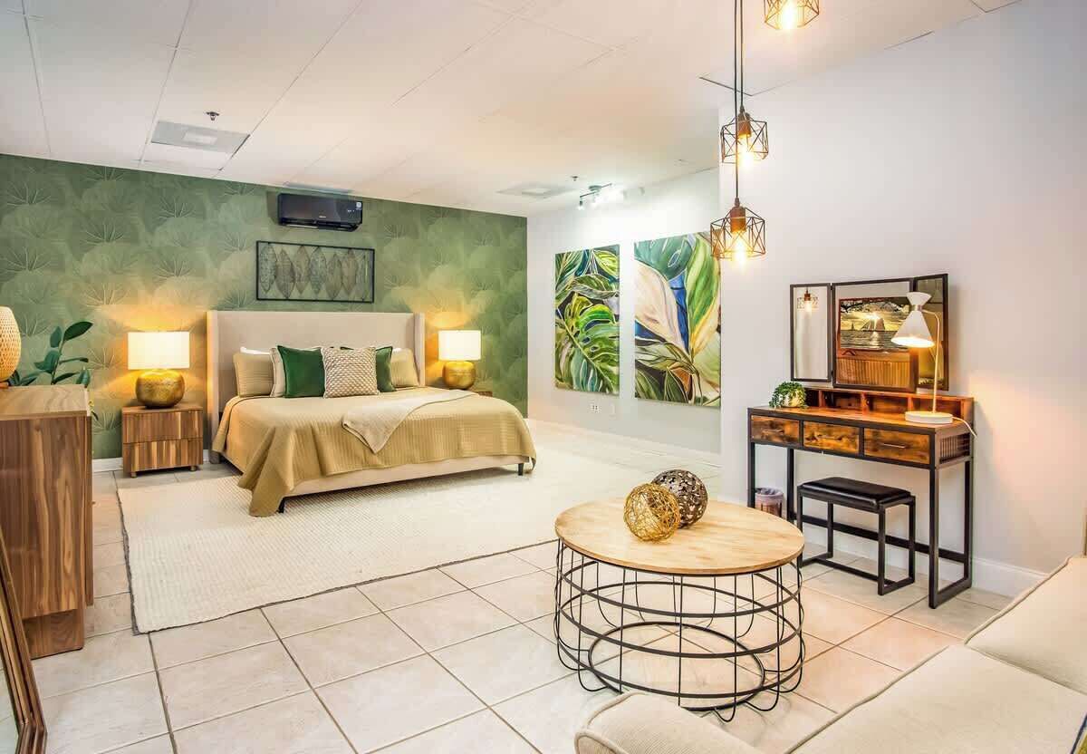 2 Schlafzimmer, Verdunkelungsvorhänge, Bügeleisen/Bügelbrett