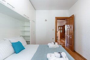 2 chambres, lits bébé, Wi-Fi gratuit