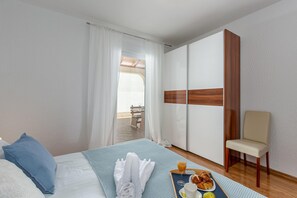 2 bedrooms, cribs/infant beds, free WiFi - Vila Oleander 2 (Crikvenica)