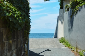 Standard | Street view - &Moon Noa (Hayama)