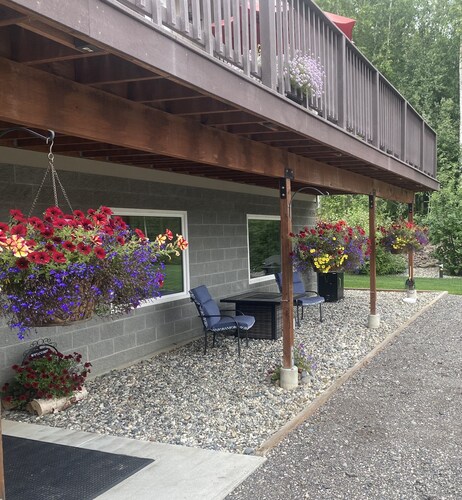 Escape to Birchwood Suite