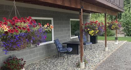 Escape to Birchwood Suite