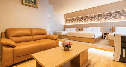 GRAND BASE Hakatamon