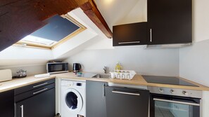 Réfrigérateur, micro-ondes, four, lave-vaisselle