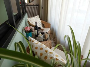 Interior - Sweet Holiday!A bright studio apartment in the heart of Lenno, close to the lake (Tremezzina)