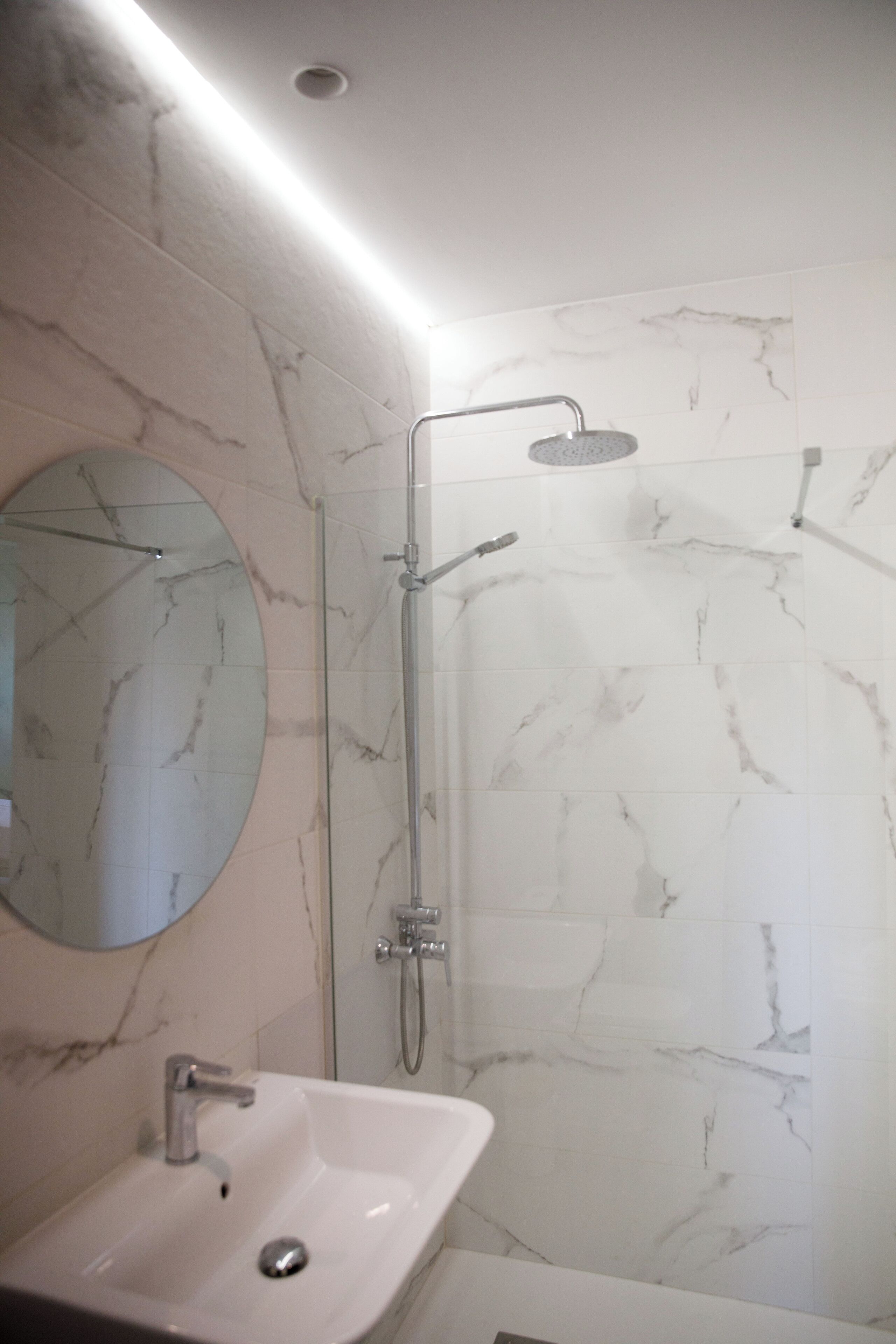 hair dryer, bidet, towels, soap