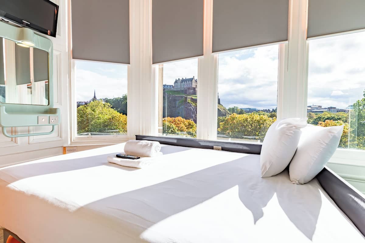 Standard Double Room | Blackout drapes, iron/ironing board, free WiFi, bed sheets