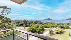 Property grounds - Intrepid, 11/3 Intrepid Close - Absolute Beachfront Bliss (Nelson Bay)
