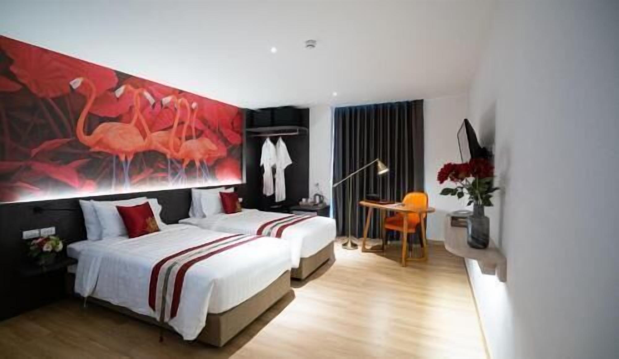In-room safe, blackout drapes, bed sheets