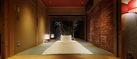 Casa Tradizionale, 3 camere da letto, cucina, vista giardino | 3 camere, una cassaforte in camera, con stile personalizzato