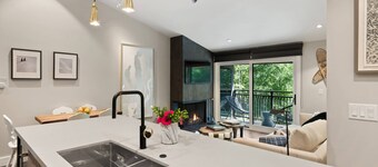 Remodeled Aspen Gem! 1 Block to Aspen Mtn, Balcony with Views, W/D, Parking & Walk to Town