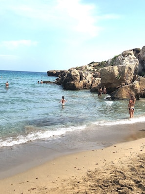 Chaise longue, serviettes de plage