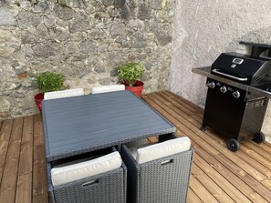 屋外ダイニングエリア