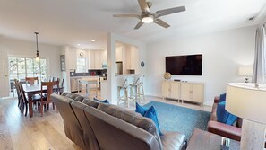 Smart TV, DVD player