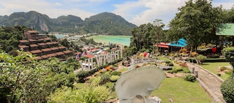 OYO 1103 Pirates House Hotel