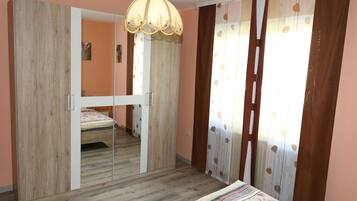 2 Schlafzimmer, Bügeleisen/Bügelbrett, WLAN, Bettwäsche