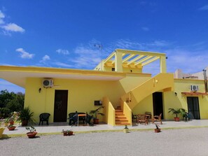 واجهة المنشأة