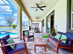 Outdoor dining - EPIC Movie Room! Private Pool! WATERPARK Champions Gate Resort! (Kissimmee)