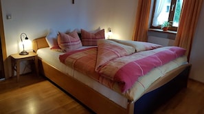 1 Schlafzimmer, Bügeleisen/Bügelbrett, Internetzugang, Bettwäsche