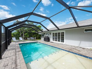 Outdoor pool, a heated pool