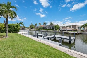 Marina - Waterfront Piece of Paradise at Tiger Tail (Marco Island)