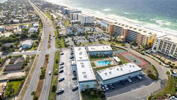 Condo, 2 Bedrooms | Exterior