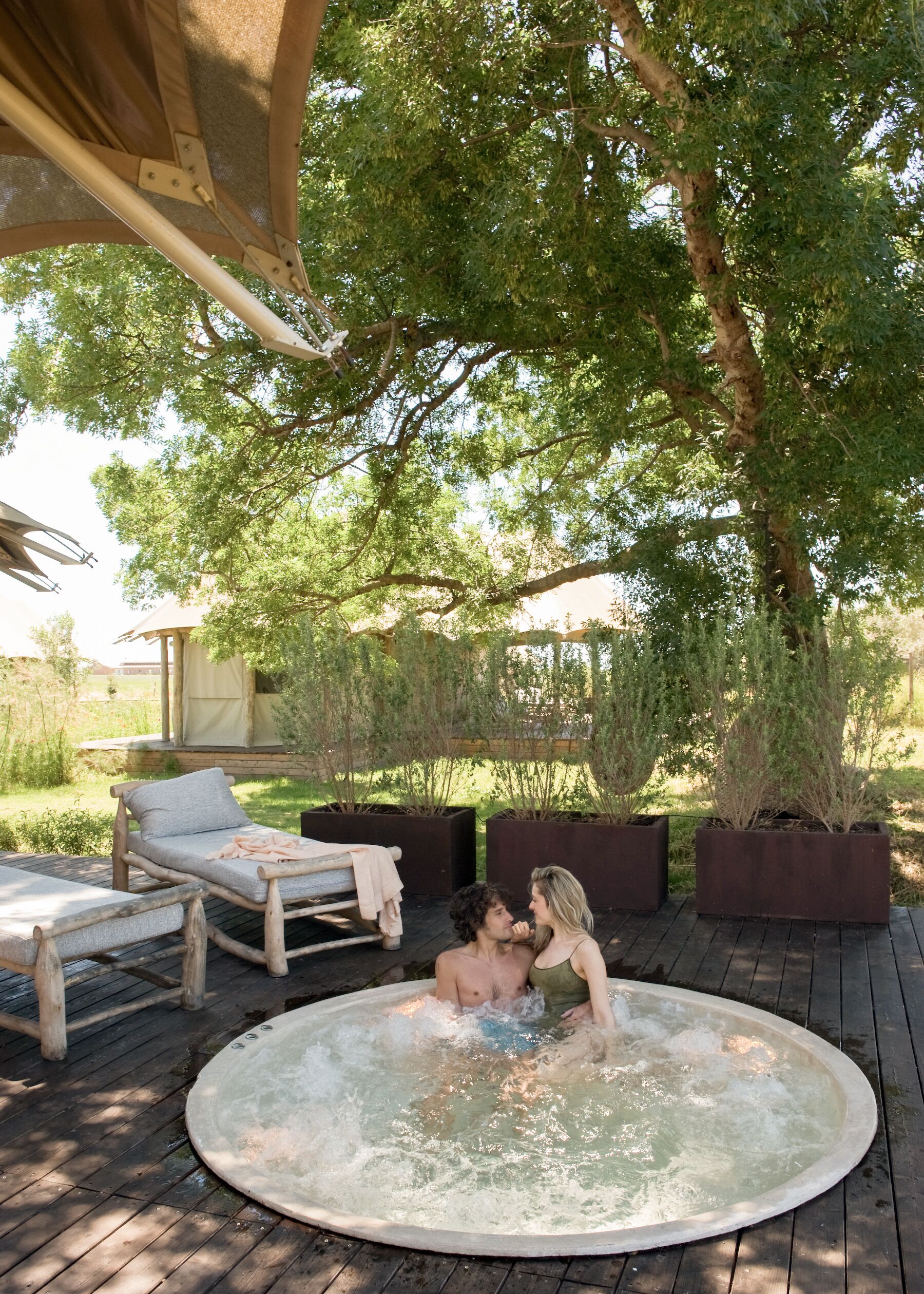 Tab spa persendirian