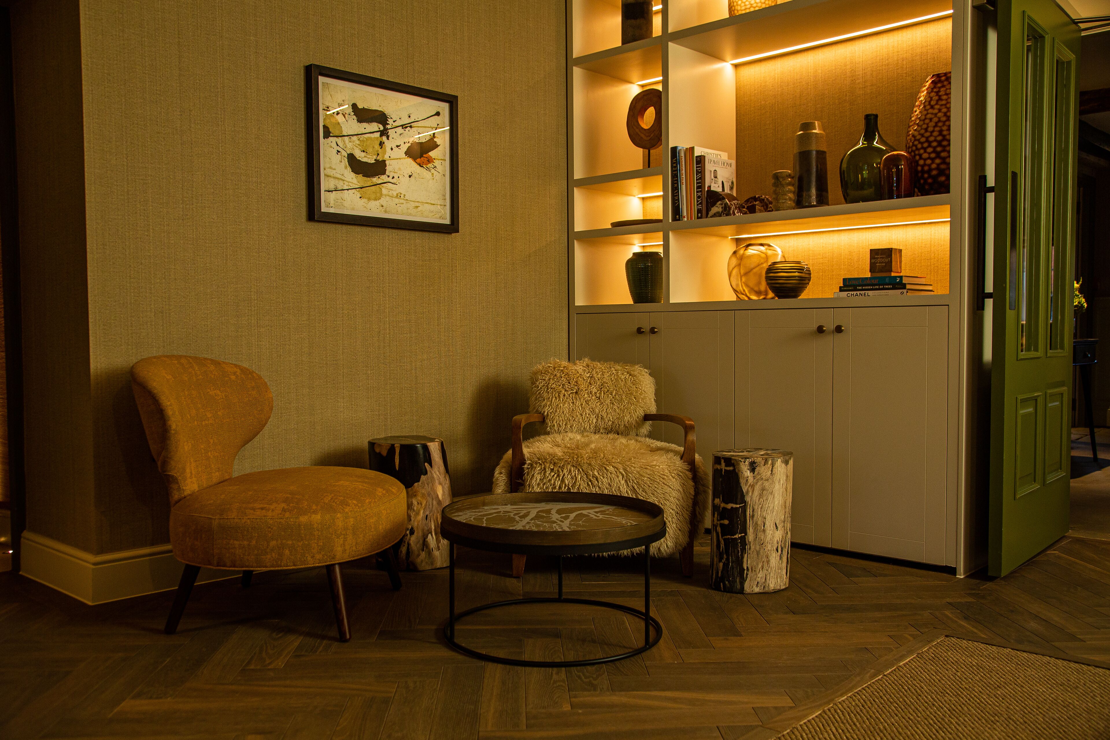 Photo - The Falcon Hotel