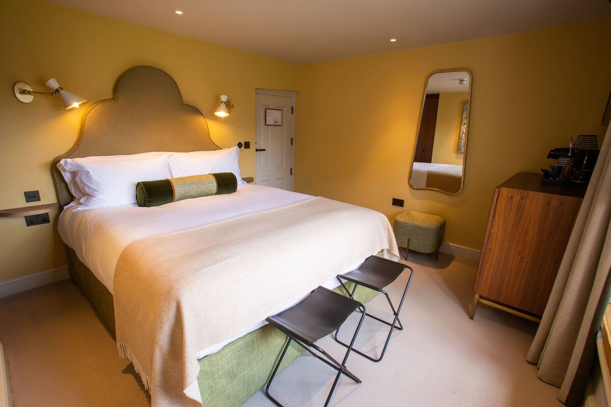 Premium bedding, Select Comfort beds, individually decorated