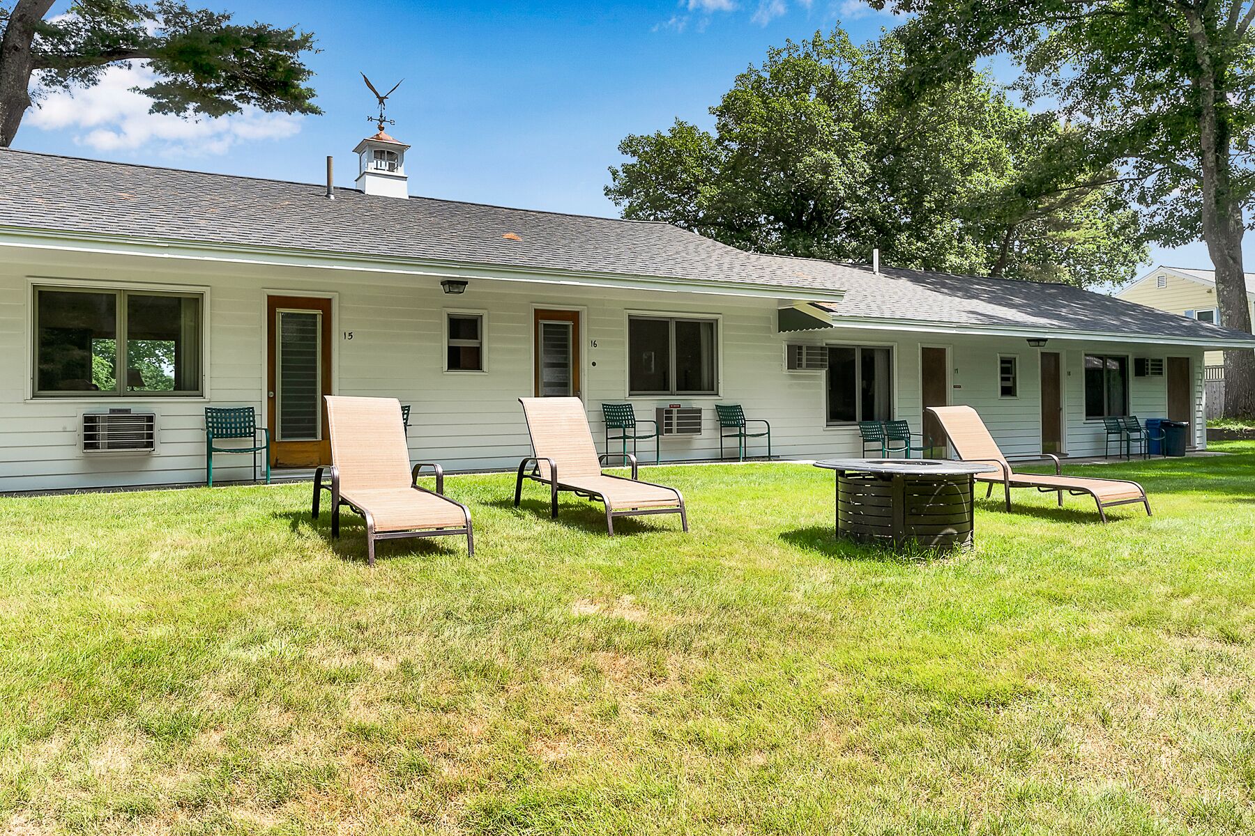 豪華客房, 2 張加大雙人床 | 園景