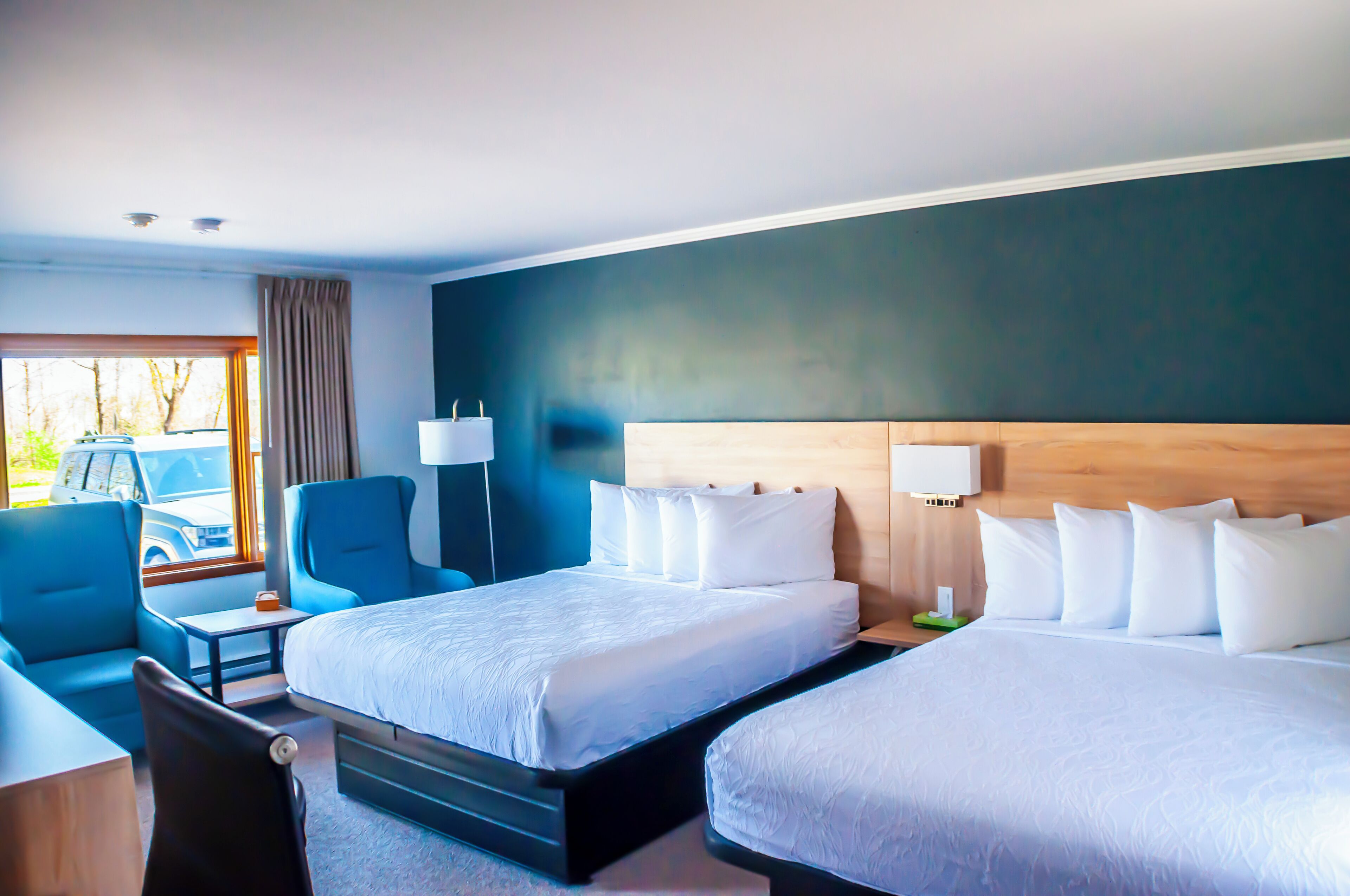 Seprai premium, setrika/meja setrika, Wi-Fi gratis, dan seprai linen