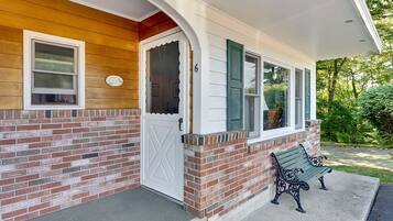 Vista frontal de la propiedad