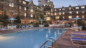 Indoor pool, outdoor pool