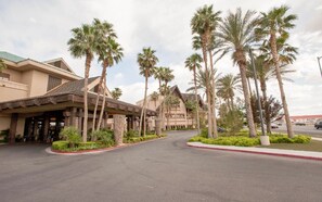 Exterior - Tahiti Village Las Vegas One Bedroom Bora Bora Sleeps 4 (Las Vegas)