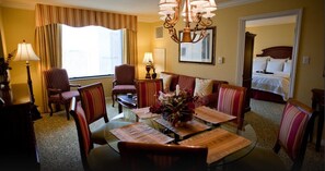 Dining - Marriott's Grand Chateau One Bedroom Suite with kitchen Sleeps 4-Las Vegas (Las Vegas)