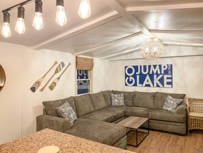 Smart TV, DVD player, books, video library - Cozy Pet Friendly Cottage, 2 story Deep Water Dock - bring your boat! (Fair Play)